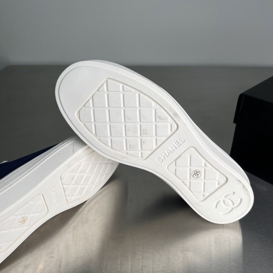canvas shoes