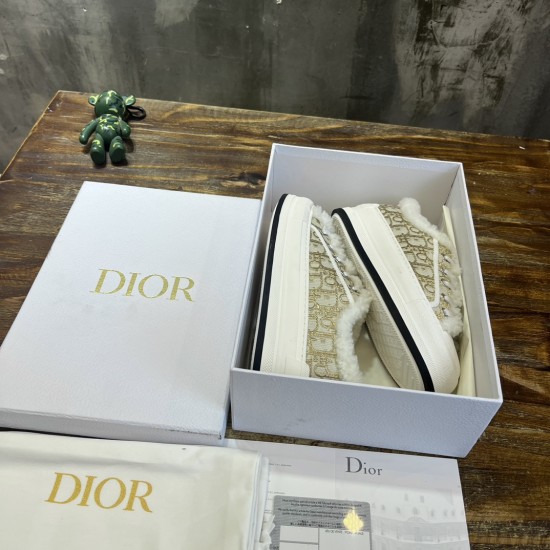 cloth shoes