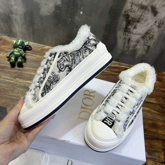 cloth shoes