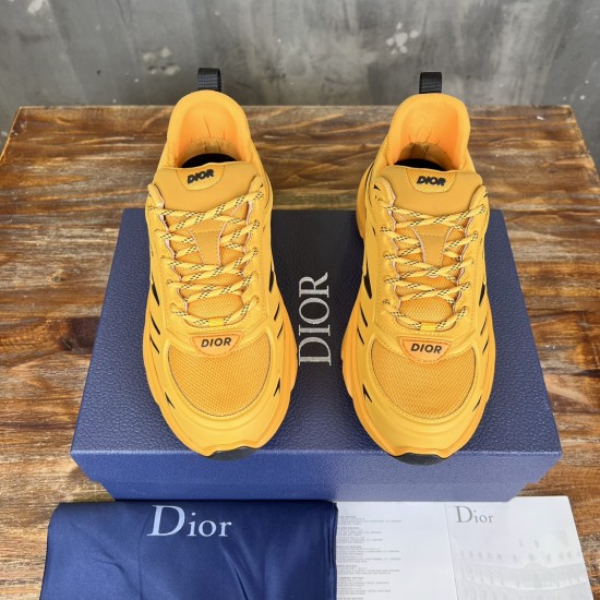 DIOR AND LEWIS HAMILTON 