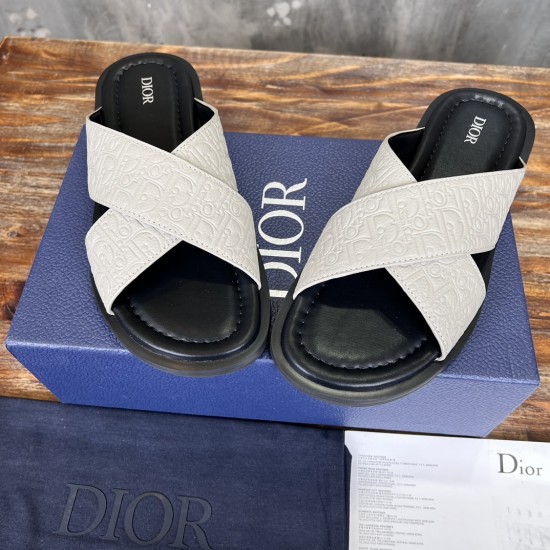 slippers