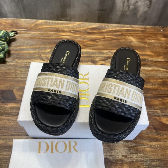 slippers slippers