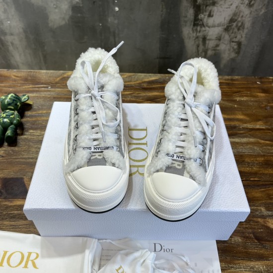 cloth shoes