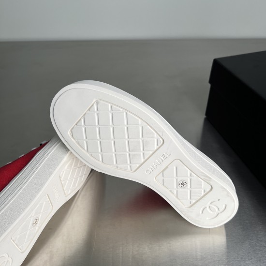 canvas shoes