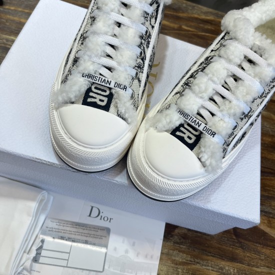 cloth shoes