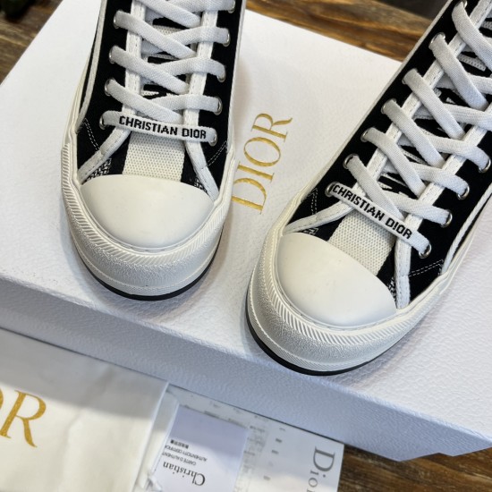 cloth shoes