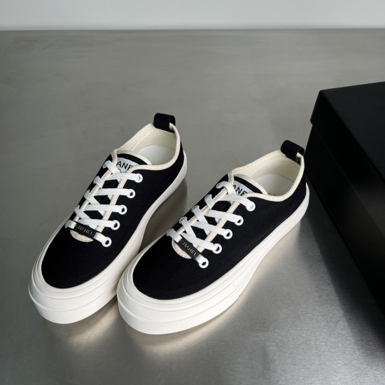 canvas shoes
