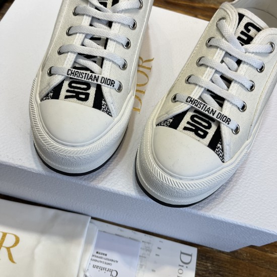cloth shoes