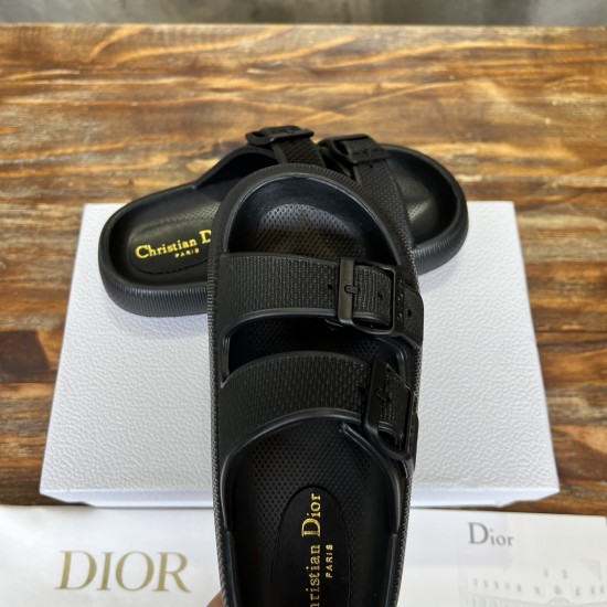 slippers slippers