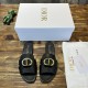 slippers slippers