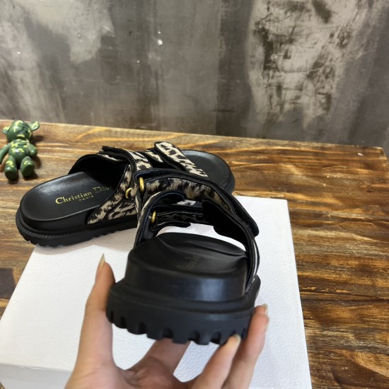 sandals sandals