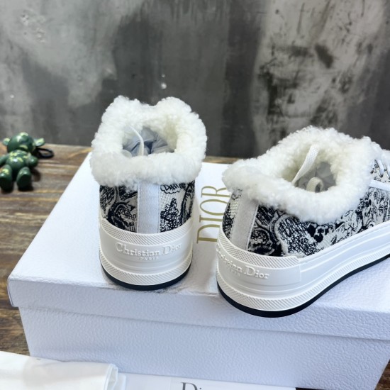 cloth shoes