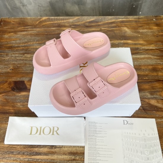 slippers slippers