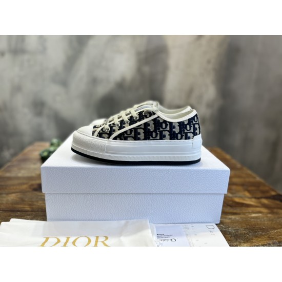 cloth shoes