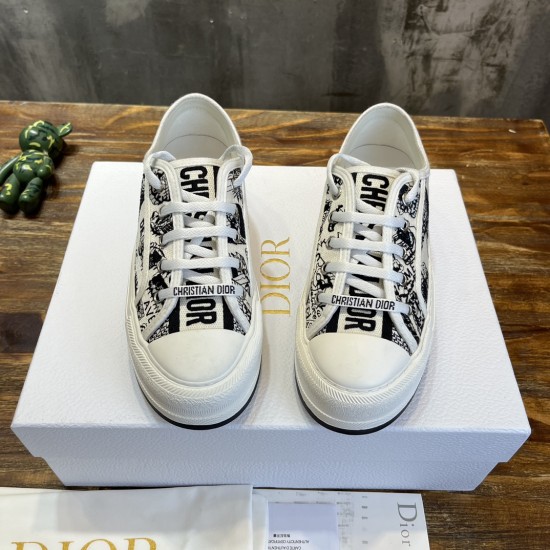 cloth shoes