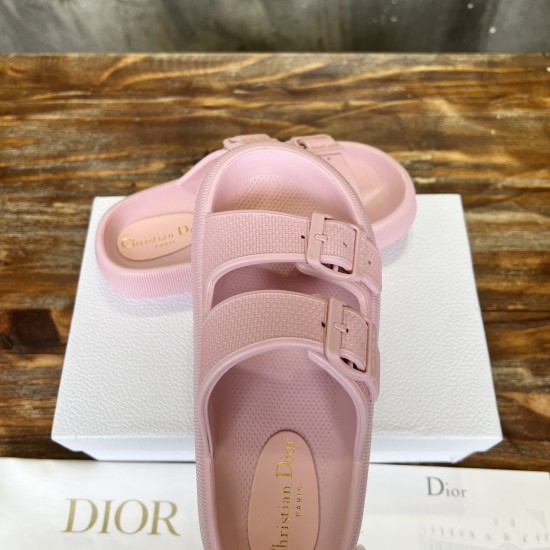 slippers slippers