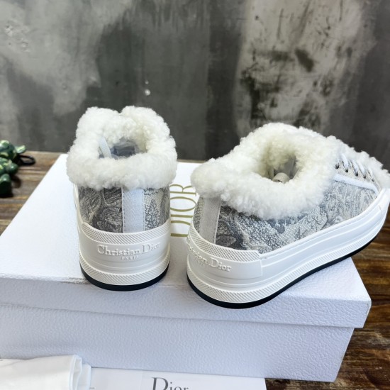 cloth shoes