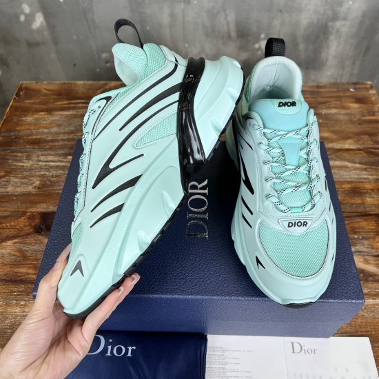 DIOR AND LEWIS HAMILTON 