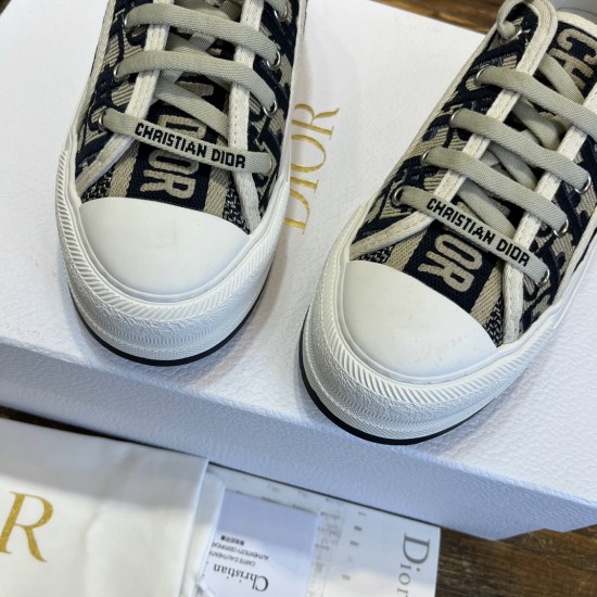 cloth shoes