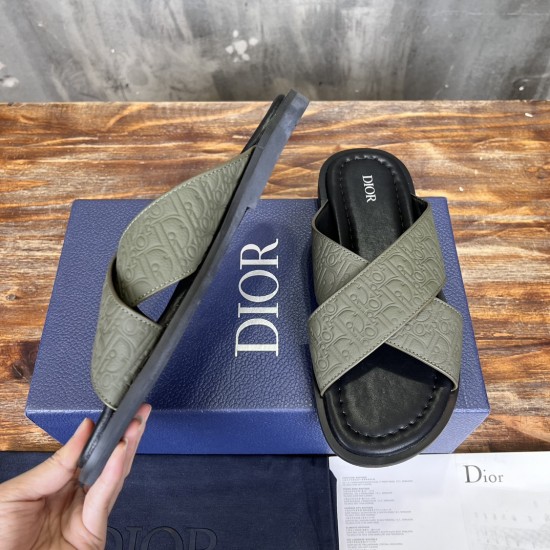slippers slippers