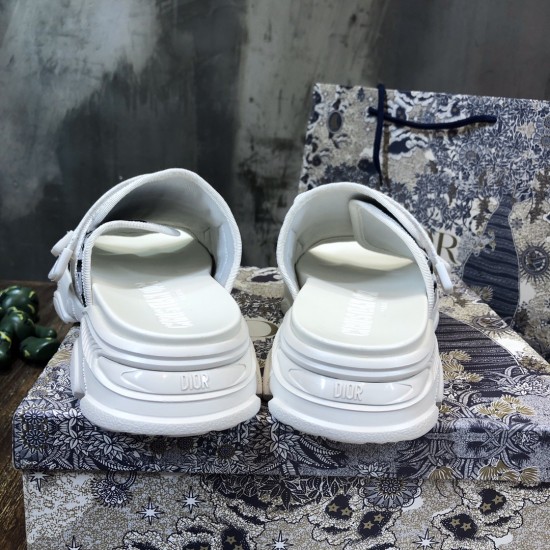 sandals sandals