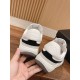 Skateboard shoes