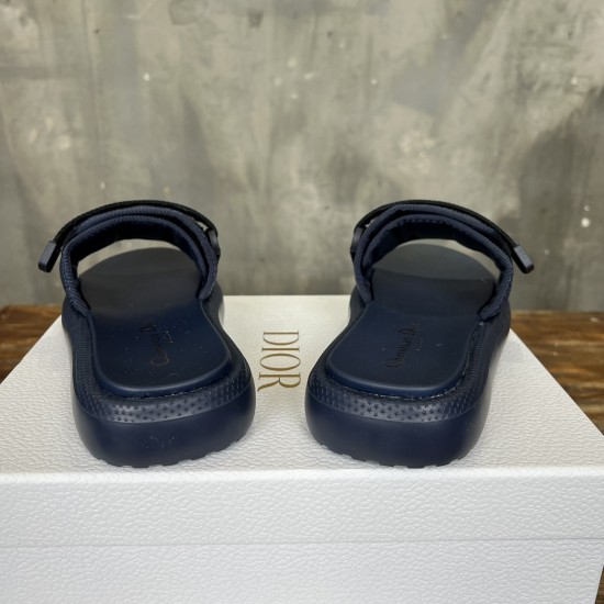 slippers slippers
