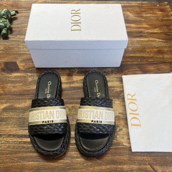 slippers slippers