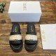 slippers slippers