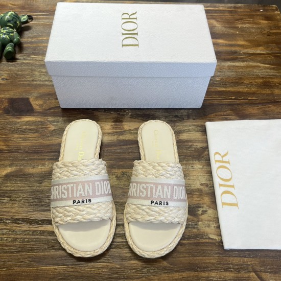 slippers slippers