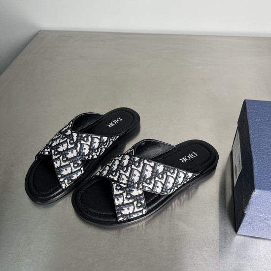 slippers slippers