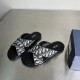 slippers slippers