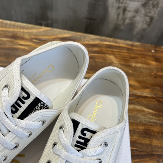 cloth shoes