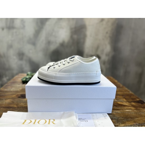cloth shoes