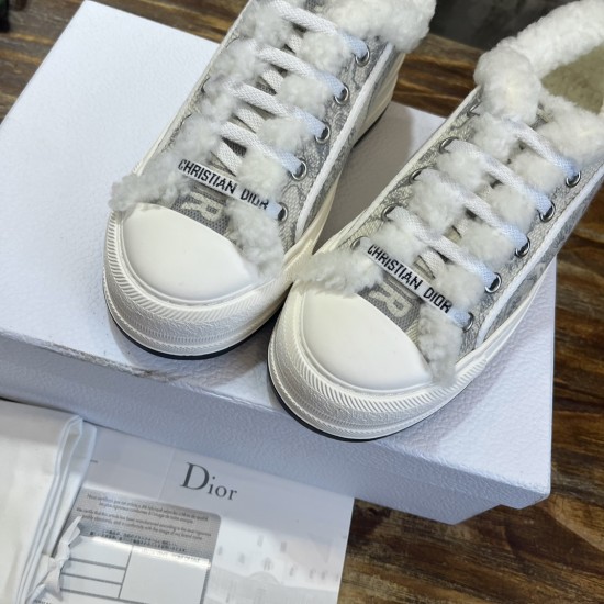 cloth shoes