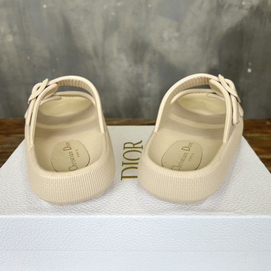 slippers slippers