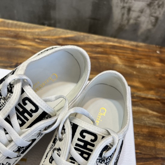 cloth shoes