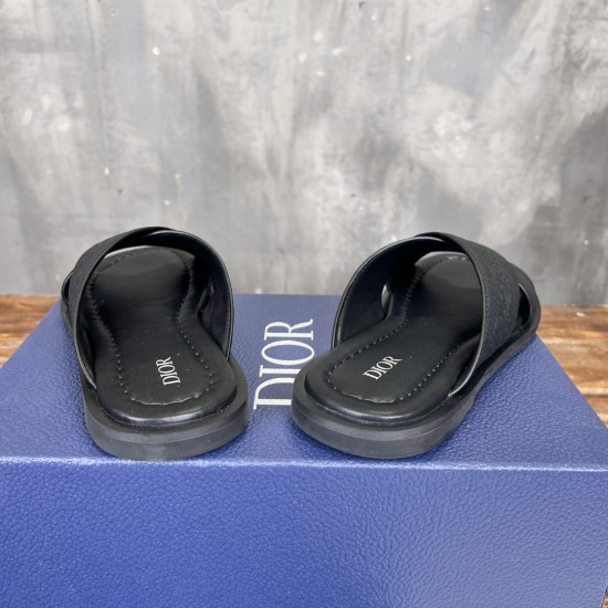 slippers slippers