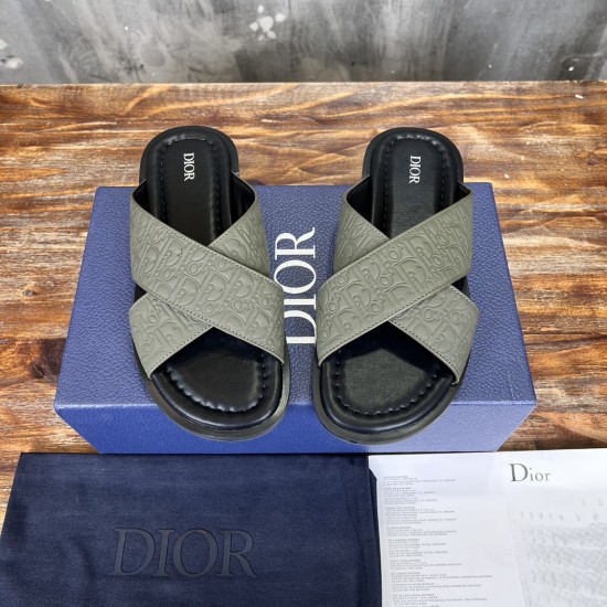 slippers slippers