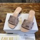 slippers slippers