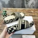 slippers slippers