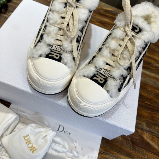 cloth shoes