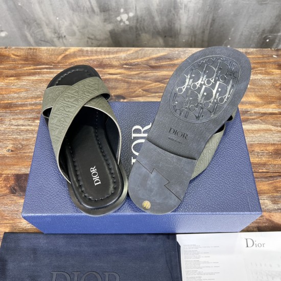 slippers slippers
