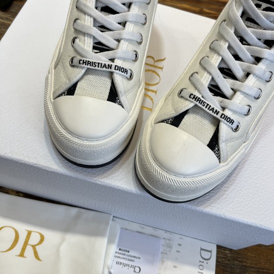 cloth shoes
