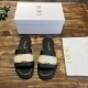 slippers slippers