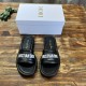 slippers slippers