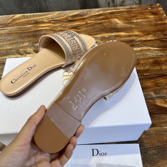 slippers slippers