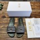 slippers slippers