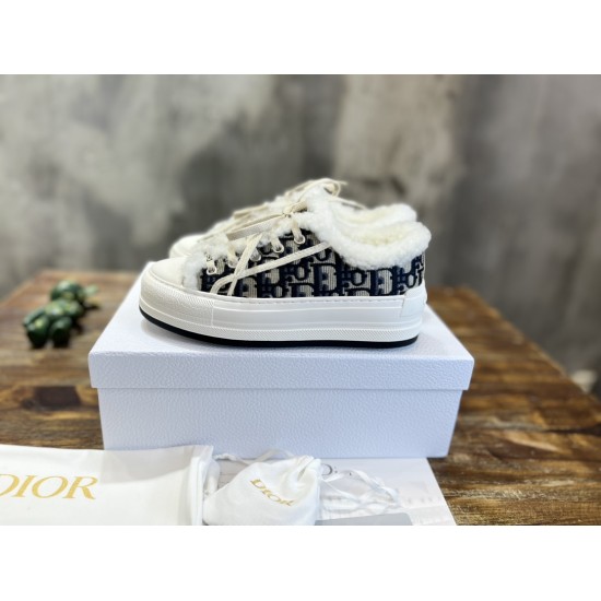 cloth shoes