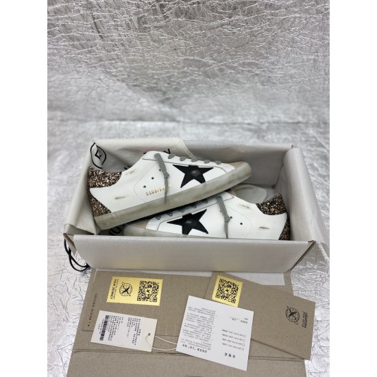 Golden Goose / Top Edition BALLSTAR Dirty Shoes